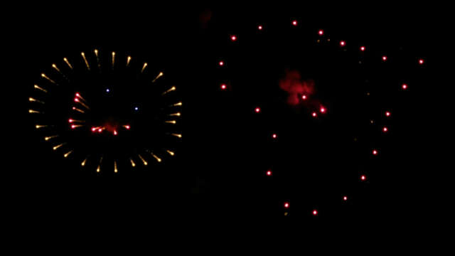 [4k] Fireworks Video Black Footage, FWCK XXL Edition, Smileys Hearts (4 of 12) [Digital]